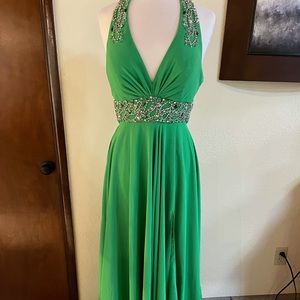 Tony Bowls size 6 green pageant gown